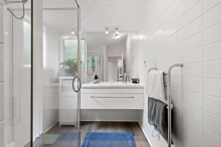 31a Heathcote Road Castor Bay_13