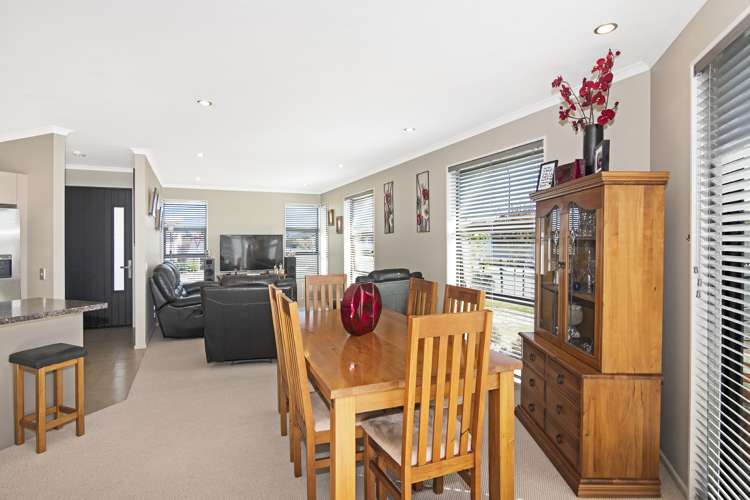 1 Mary Newton Place Brightwater_10