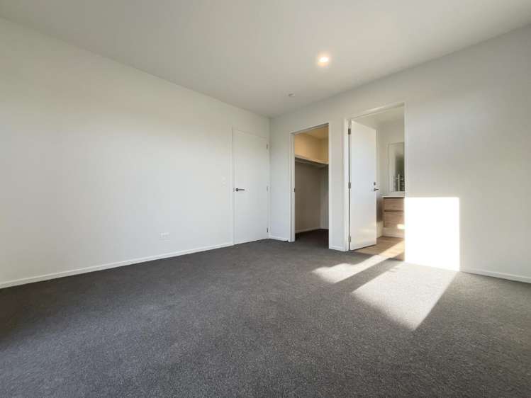 2 Maple Lane 11103_10