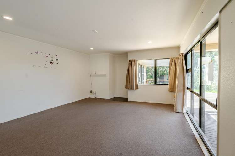 7 Edgewater Grove Whakatane_12