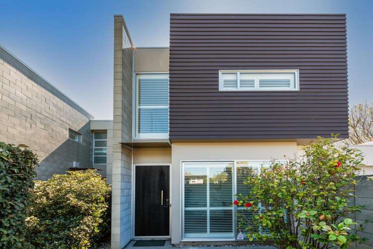 9 Cox Street Merivale_21