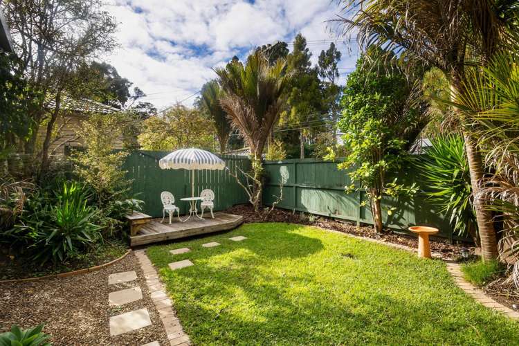 29 Hollywood Avenue Titirangi_6