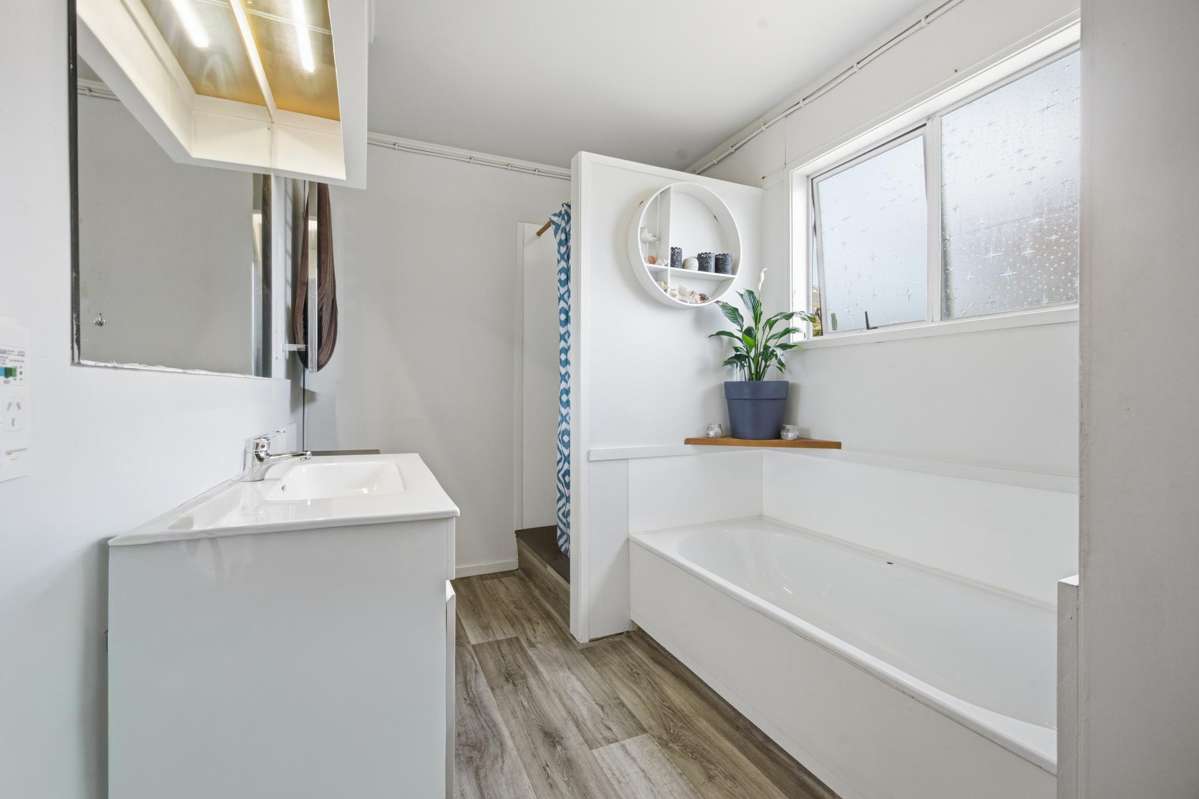 35 Harding Avenue_3