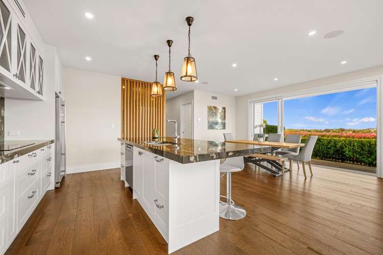 110 Grovenor Drive Orewa_41