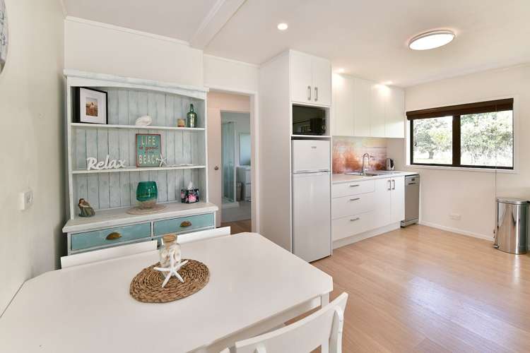 75 Bay Street Red Beach_7