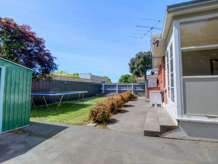 118 Alford Forest Road Allenton_13