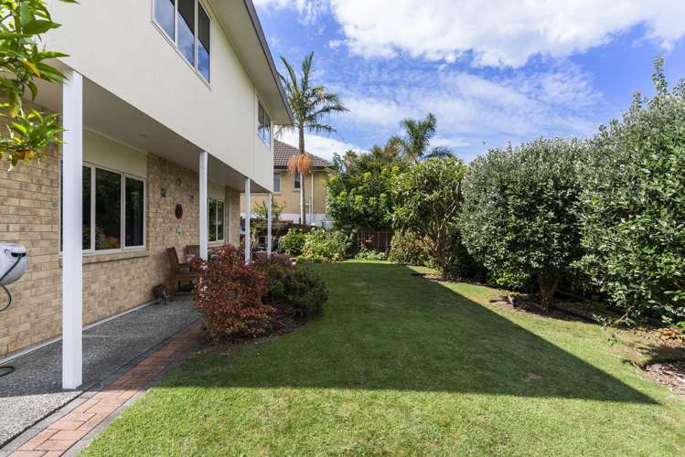 64 Whitford Road Botany Downs_27