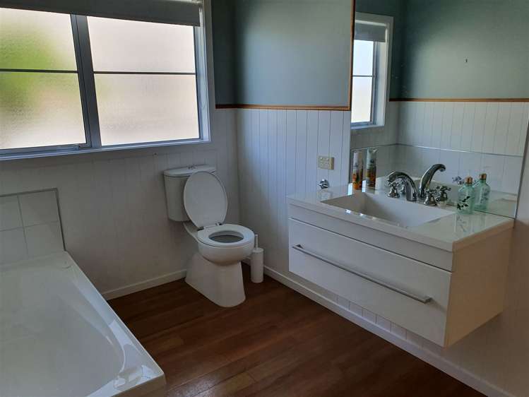 12 Saint Johns Heights Otamatea_11