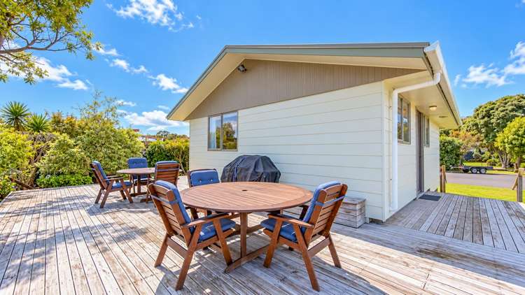 2 Stingray Crescent Whiritoa_17