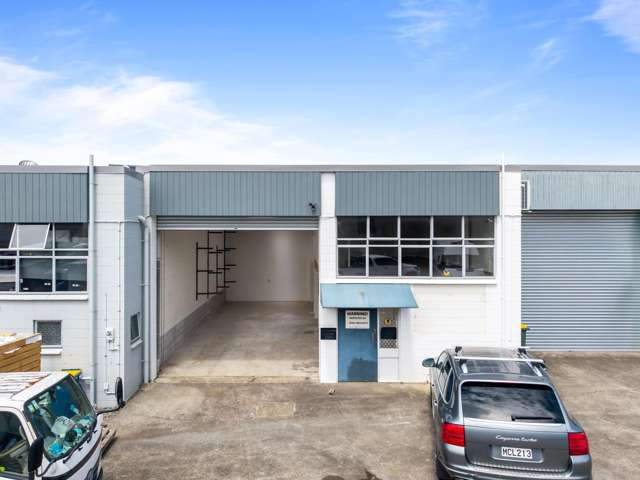 2/8 Ashfield Road Wairau Valley_1