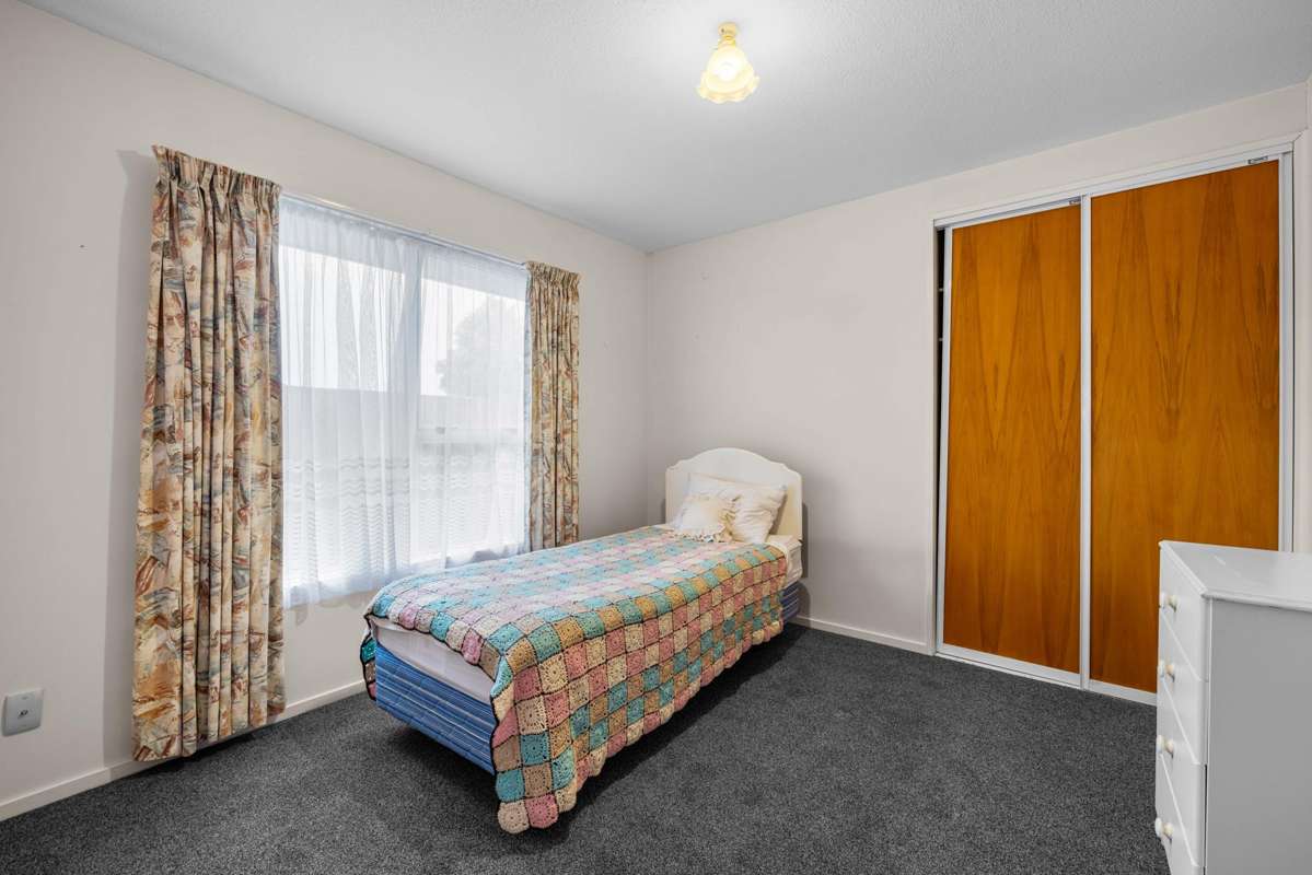 2/9 Showgate Avenue_3