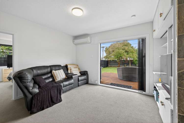 270 Breezes Road Aranui_9