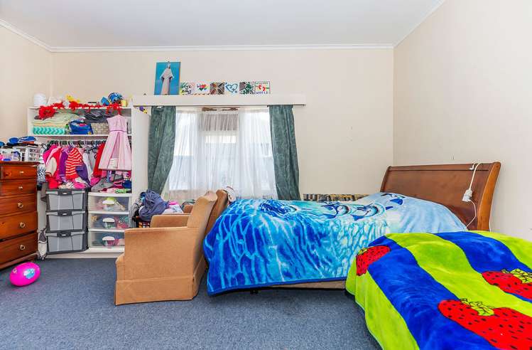 97 Apu Crescent Lyall Bay_6