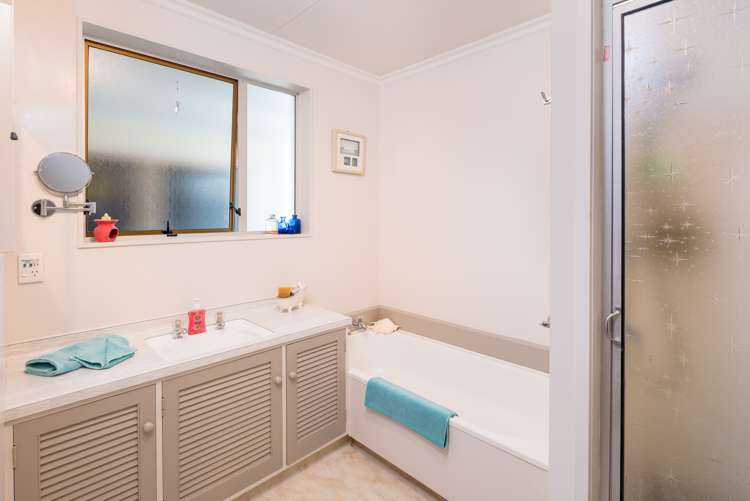 4 Manor Place Redwoodtown_11