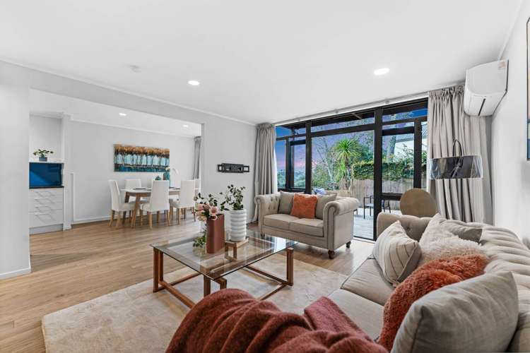 2/30b Verbena Road Birkdale_0