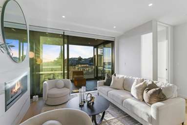 302/27 Grace Street_3