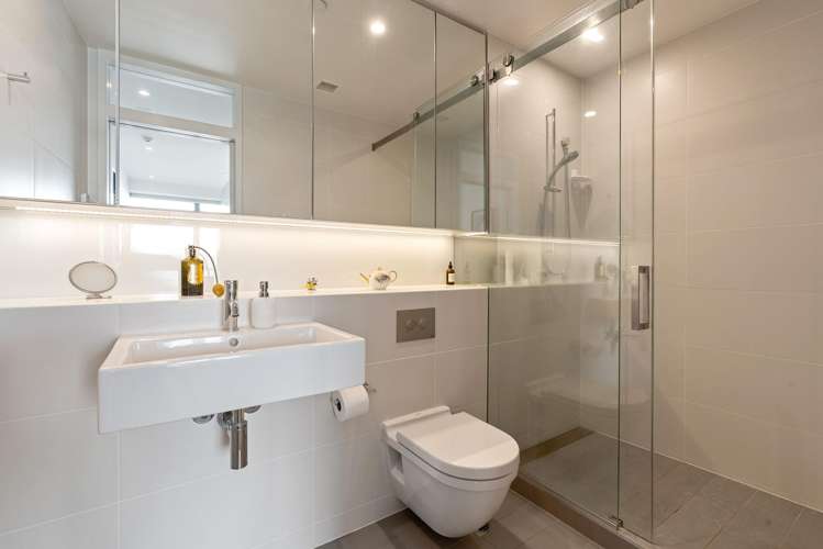 1A/2 Clyde Quay Wharf Te Aro_18