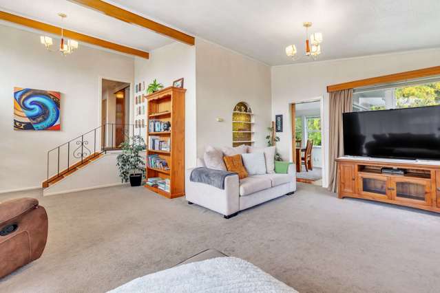 57 Barnard Road Fairy Springs_1