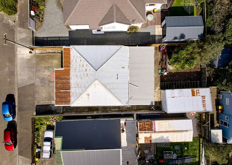 17 Tory Street Petone_12