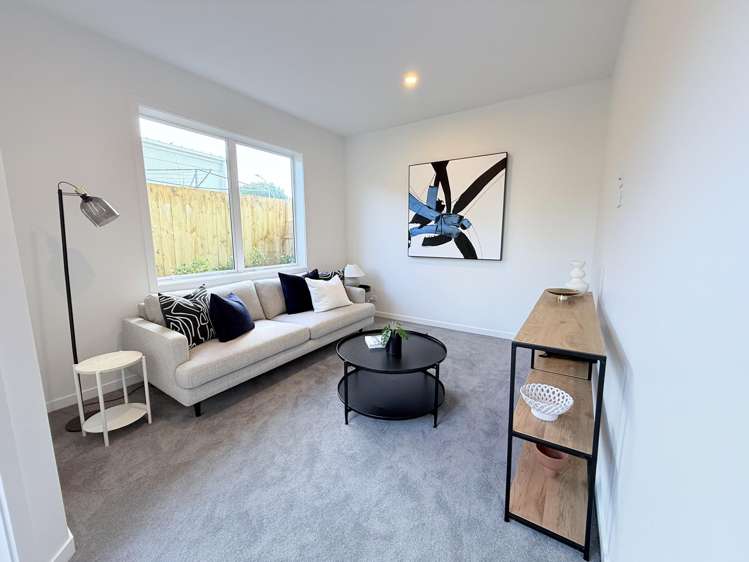 4b Towra Place Botany Downs_7