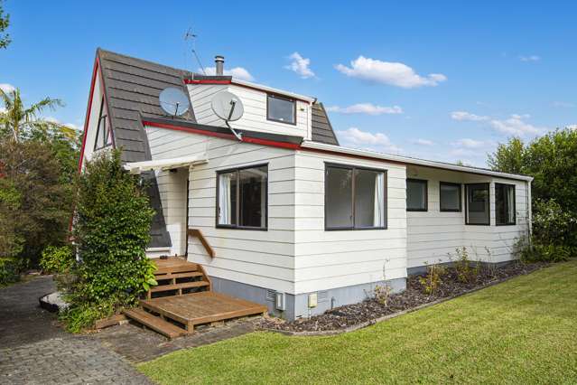 12 Takahe Street Tikipunga_1