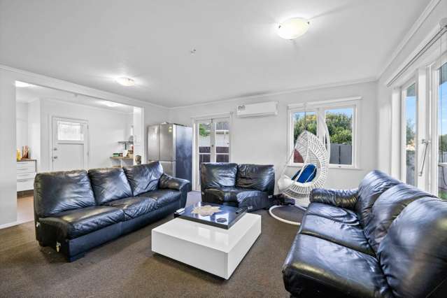 39 Sutton Crescent Papakura_3