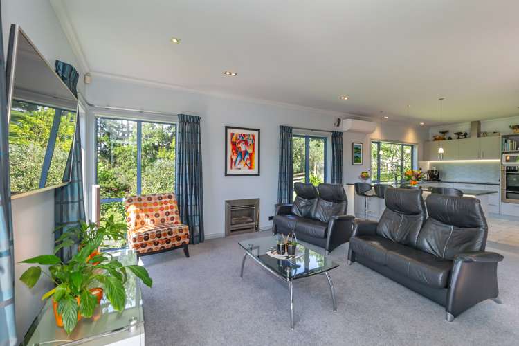 25 Twin Peaks Grove Koputaroa_4