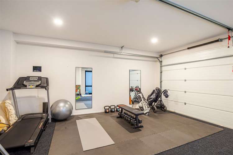 10 Arran Point Parade Orewa_20