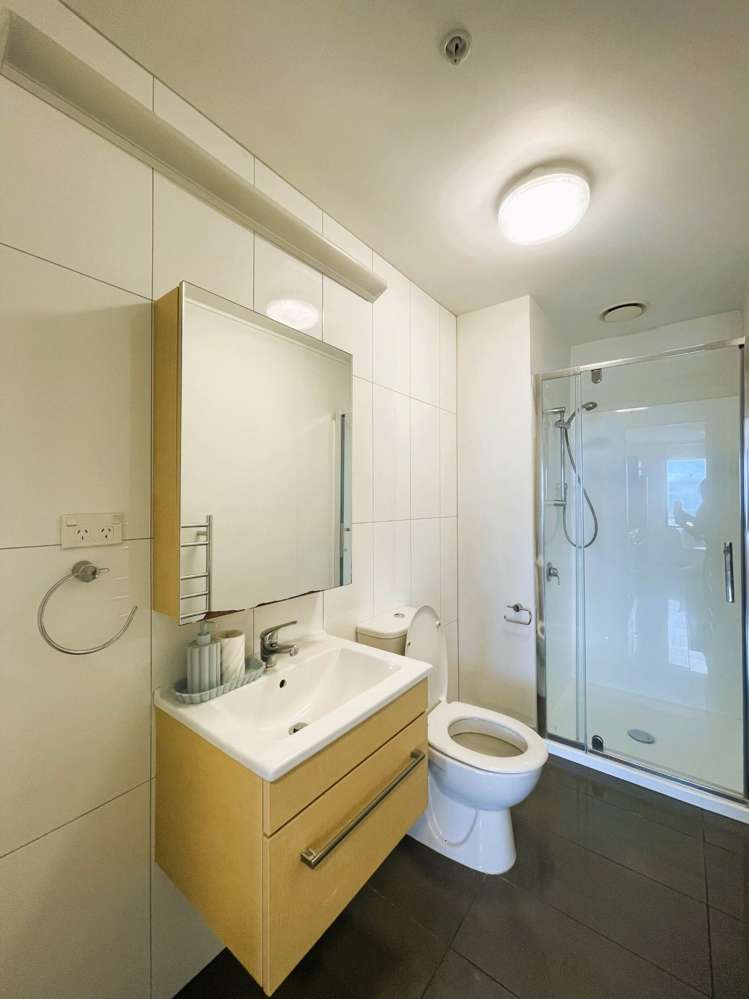 1102/17 Putney Way Manukau_4