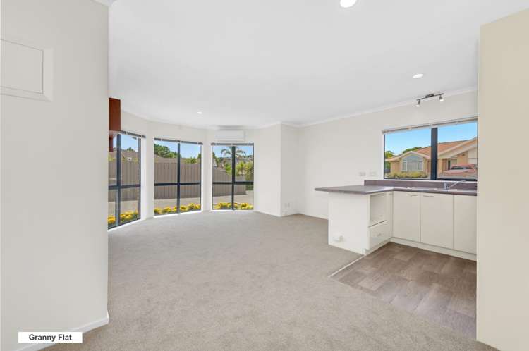 6 Mullagh Place East Tamaki Heights_31