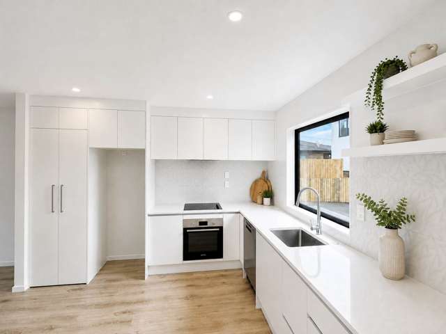 6/3 Gill Avenue Te Atatu Peninsula_2
