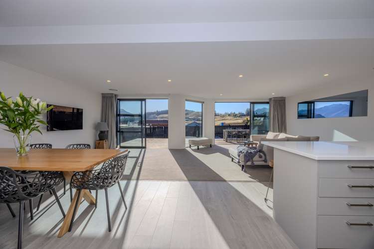 71 Farrant Drive Wanaka_8