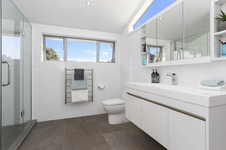 65 Rock Isle Road Torbay_15