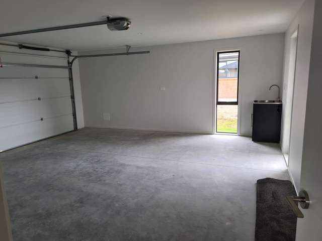 26 Puna Rise Wharewaka_2