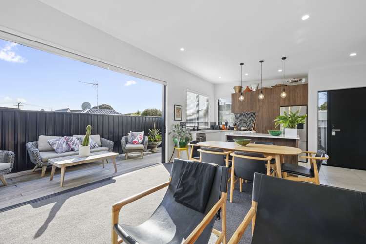 75a Pendarves Street New Plymouth Central_14