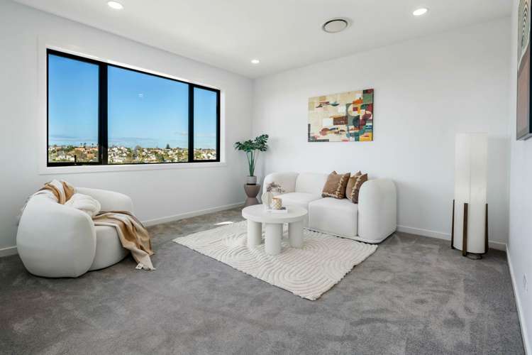 24 Bearing Parade Long Bay_32