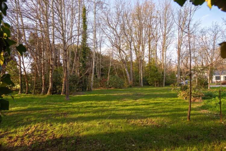 15 Woodlands Way_2
