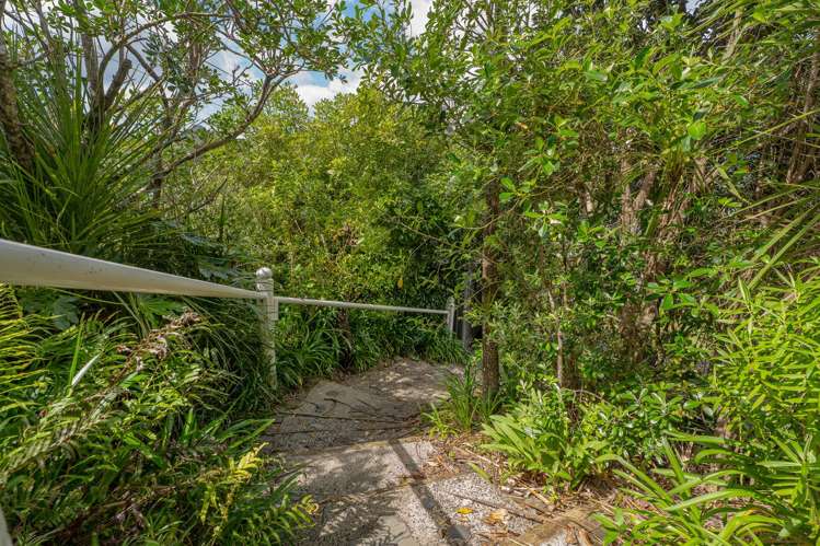 72 Ocean Beach Road Tairua_33