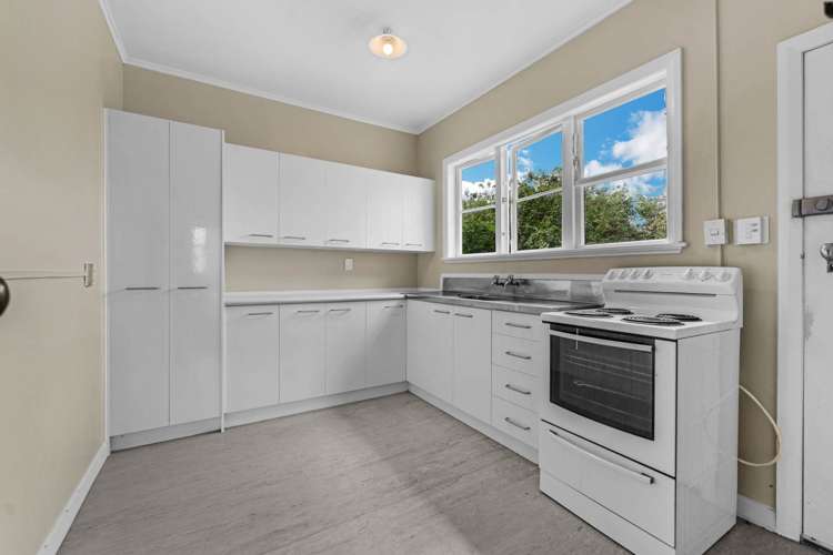 4&2 Fairlands Avenue Waterview_5