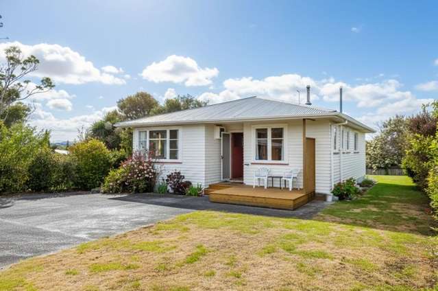 MASTERTON - 3 BEDROOMS