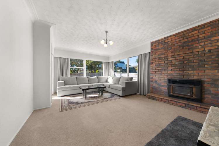 75 Lawrence Crescent_2