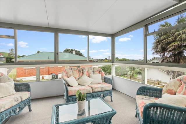 2/213 Queens Road Panmure_3