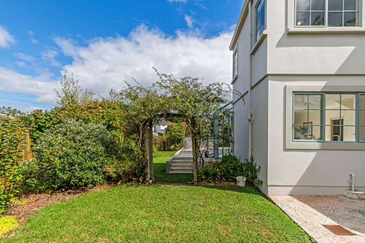 21 Te Hoe Grove Pinehill_32