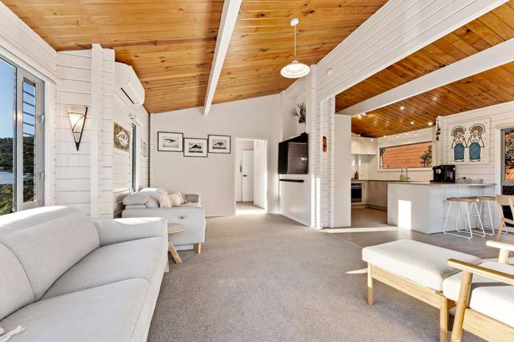 54 Waiwera Road Waiwera_7