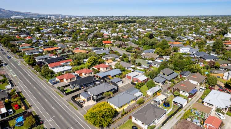 251 Hills Road Mairehau_23