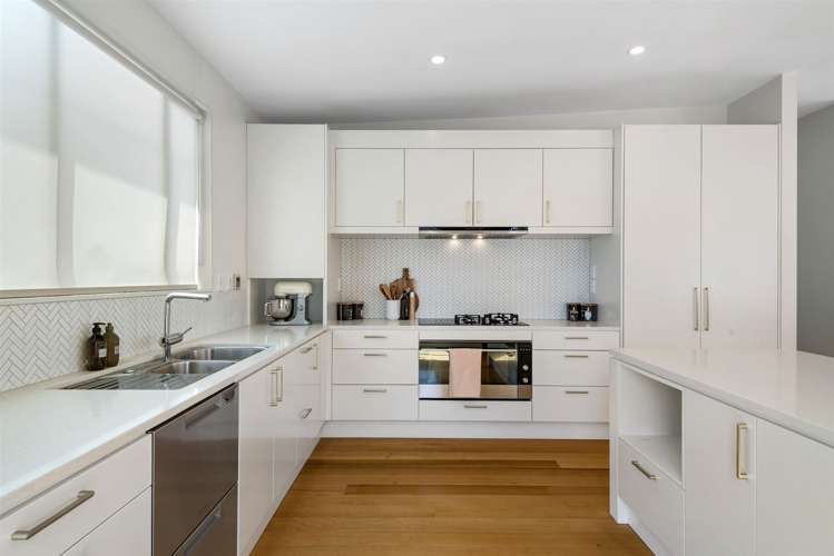 225 East Coast Road Campbells Bay_13