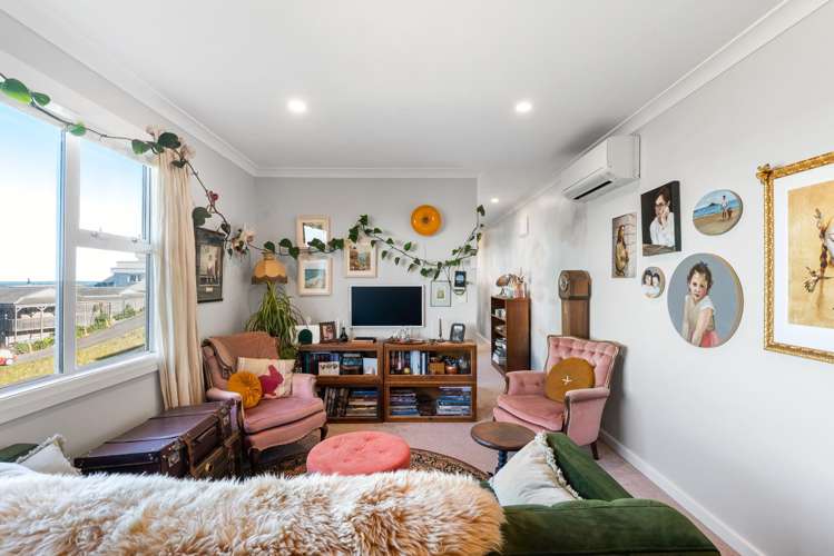 51 High Street Island Bay_15