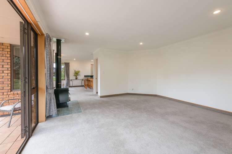 39 Malthouse Crescent Brightwater_17