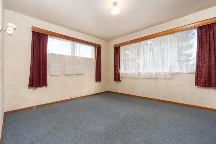 82 Great North Road Kamo_5