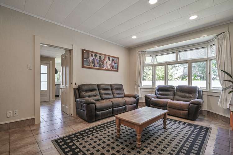 602 Avenue Road East Parkvale_6